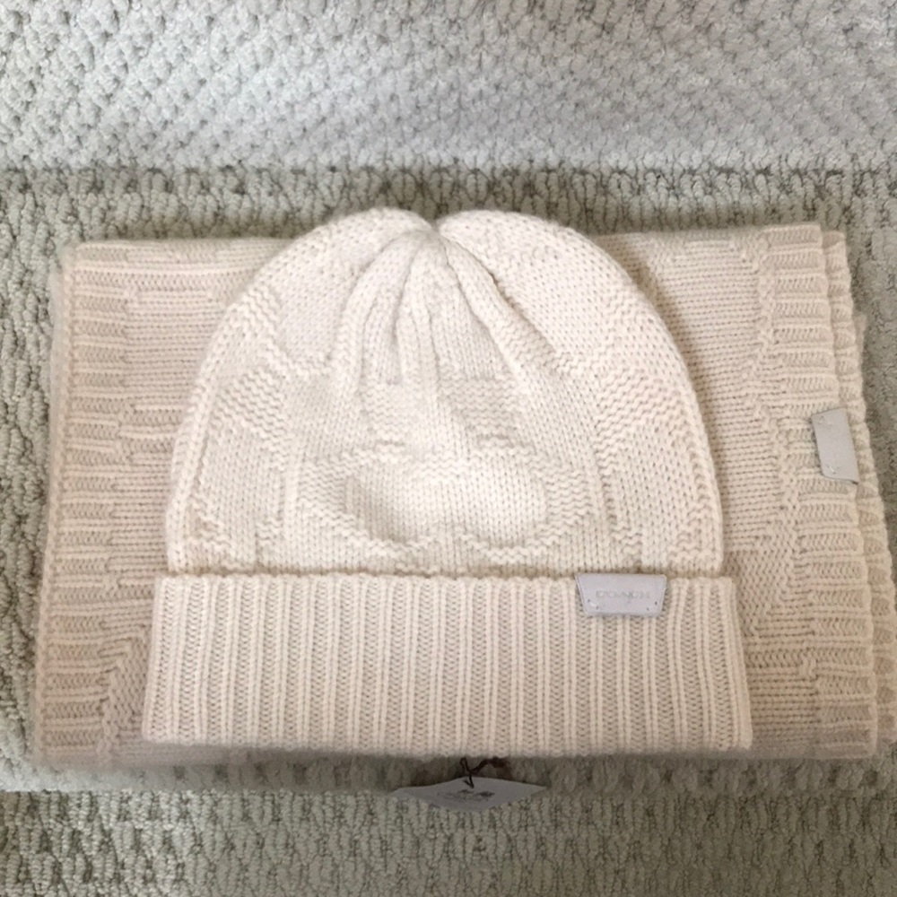 Coach Infinity Scarf & Hat Set